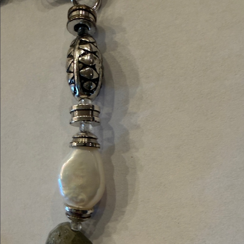 Brighton Pearl and Olive Bead Bracelet with Silver Accents - Picture 4 of 4